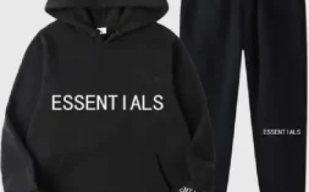 Essentials Hoodie – Timeless Style with Iconic Branding