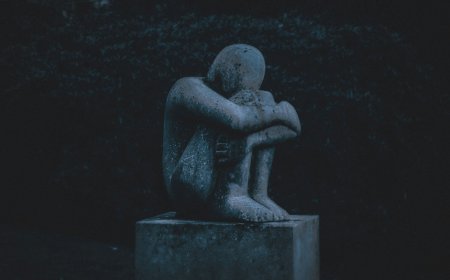 Grief counselling Orange County: Understanding the Five Stages of Grief