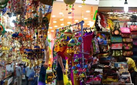 Shop Local in Ahmedabad: Hidden Bazaars for Traditional Treasures
