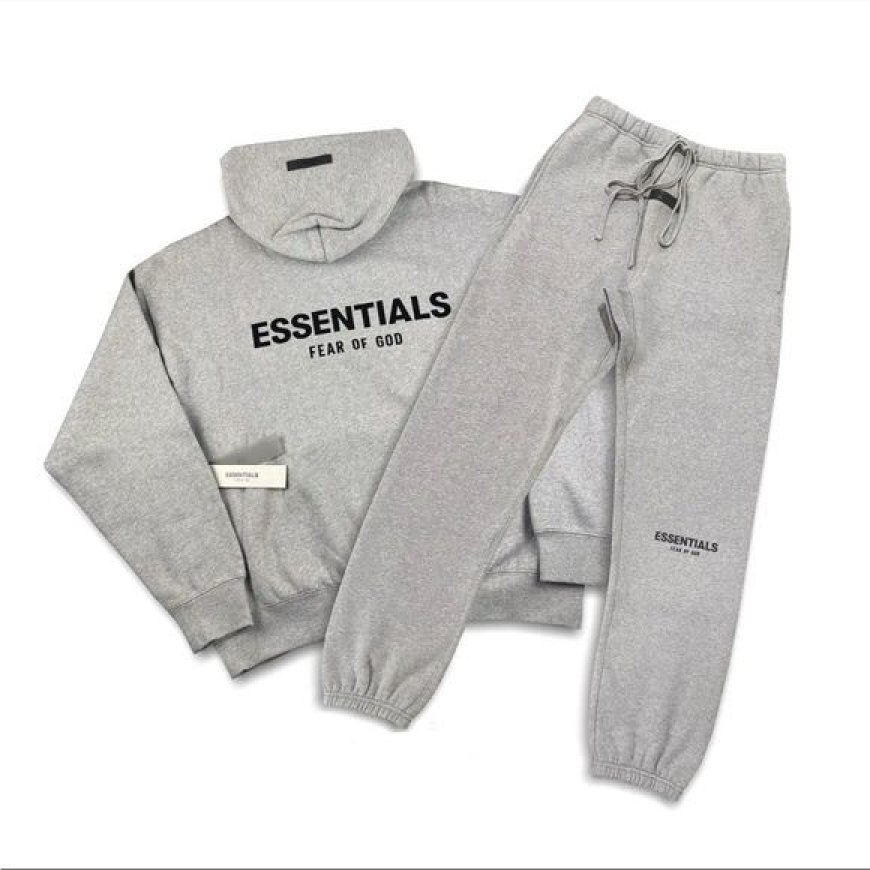 Minimalist and Modern Essentials Hoodie Redefining Everyday Comfort
