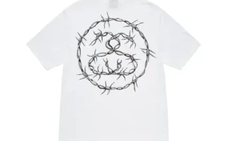 Stüssy 8-Ball T-Shirt with Smooth Style: A Timeless Streetwear Icon