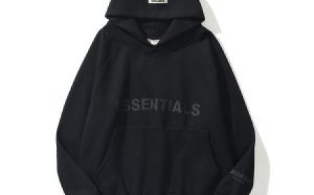 Essentials Hoodie: Your New Favorite Daily Staple