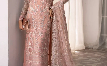 Modern Elegance: A Guide to Luxury Pret Pakistan Fashion