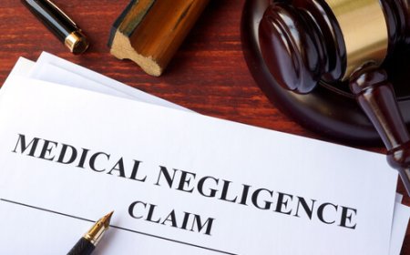 How Does WA Law Define Medical Negligence from a Doctor's Error?