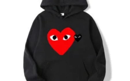 Is Comme Des Garçons x Syna World Worth It